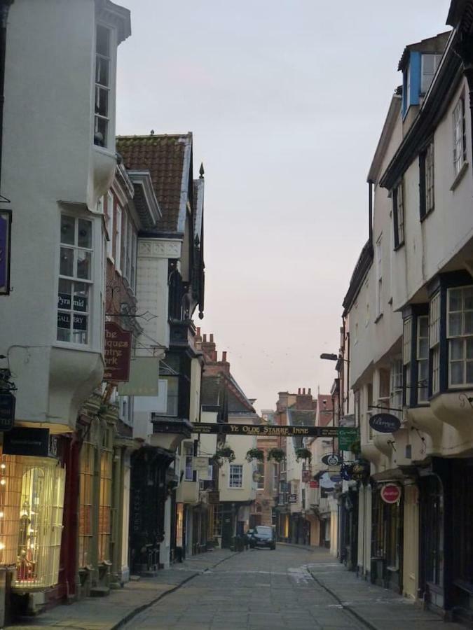 Apartment 1 Bootham Bar York Bagian luar foto